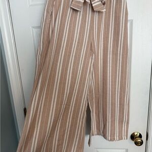 Jack by BB Dakota Tan and White Wide-Leg Capris